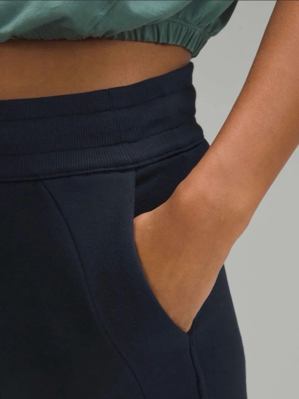 Lululemon Scuba Mid-Rise Wide-Leg Pant *Full Length True Navy Size 10